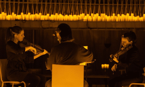 Hudba Coldplay při svíčkách