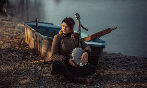 Radůza potěší skladbami napříč kariérou