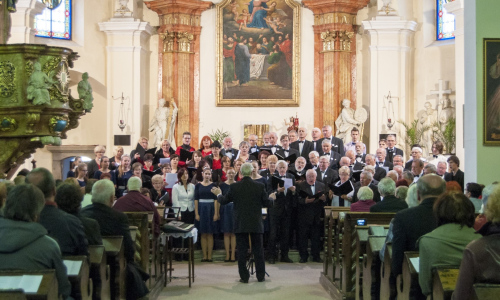 Festival duchovní hudby zaplnil meziříčský kostel Nanebevzetí panny Marie
