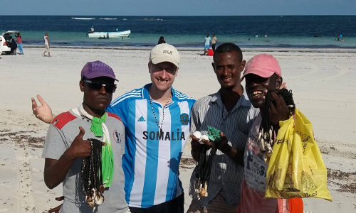 S Peterem Gregorem na skok do Somálska
